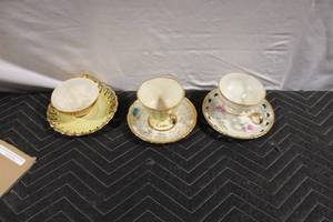 lot 415 image: Set of 3 Vintage Teacup and Saucer Sets