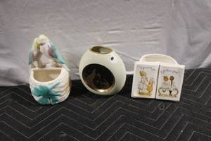 lot 426 image: Set of 3 Decorative Ceramic Planters with Unique Designs