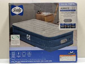 lot 1 image: Sealy AlwayzAire Flocked Top Air Mattress Twin with Built-in Dual Pump