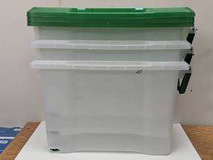lot 19 image: 3 Pack - 32gal Latching Rolling Storage Tote - Green Lid  HandleLatches - Clear Base - Brightroom