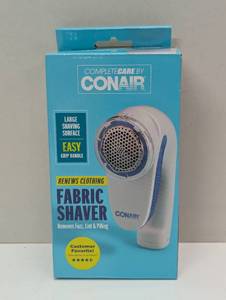 lot 27 image: Conair Fabric Shaver - White Portable Lint & Sweater Shaver, Multipurpose Iron & Steamer Accessory, Battery Operated