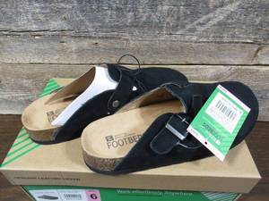 lot 137 image: Bari Signature Comfort-Molded Footbed Clog-BlackSuede-Size 6