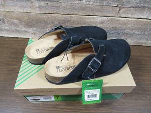 lot 138 image: Bari Signature Comfort-Molded Footbed Clog-BlackSuede-Size 7