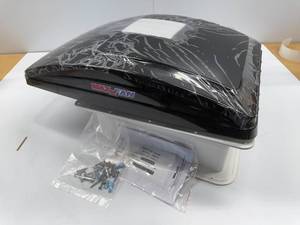 lot 16 image: MAXXFAN DLX VENT 12V SMOKE      MANUAL LIFTRAIN SNREXH4 SPD