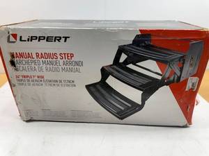 lot 55 image: Lippert Components 24 Radius Corner Manual Step - Triple, 7 Rise - 432687