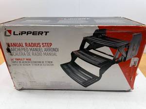 lot 56 image: Lippert Components 24 Radius Corner Manual Step - Triple, 7 Rise - 432687