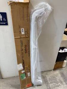 lot 82 image: FENDER SKIRT TANDEM FS780   POLAR WHITE THOR
