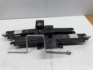 lot 105 image: Quick Products QP-RVJ-S24 RV Stabilizing and Leveling Scissor Jack, 5,000 lbs. Max, 24 - Pair
