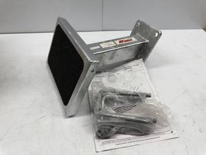 lot 109 image: Extreme Max Galvanized Trailer Tongue Step - Single - 3006.6805