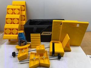 lot 149 image: Camco Big Bag Stabilization Kit