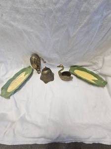 lot 4 image: Brass Swan, Bell and Hanger, Ceramic Sweet Corn Bowls