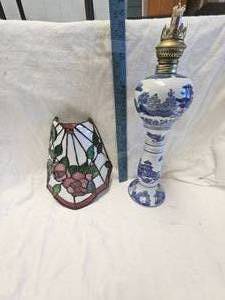 lot 6 image: Leaded Pearl and Glass Wall Shade, Ornate Japanese Syle Kerosene Lamp