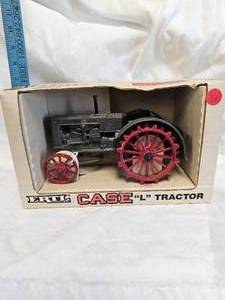 lot 16 image: ERTL CASE Special Edition L, Die Cast Tractor, 116th Scale, in box
