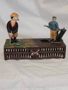 lot 29 image: Birdie Putt Cast Iron Coin Bank