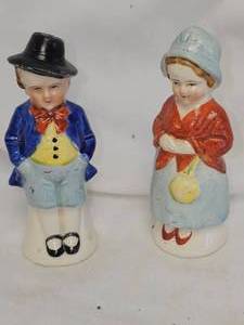 lot 48 image: Early 19th Century Occupied Japan  European Couple Salt and Pepper