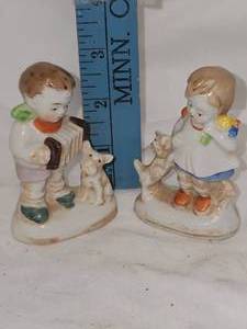 lot 52 image: Vintage Little Boy and Japanese Lil Girl-Japan