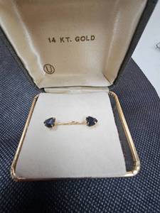lot 109 image: 14 Kt Gold Earing Set