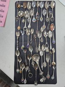 lot 118 image: Assorted State Spoon Set