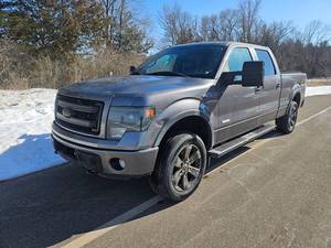 lot 1 image: 2013 Ford F150 FX4