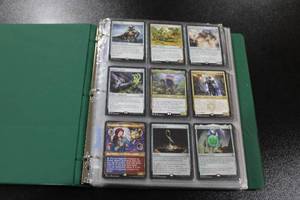 lot 146 image: Magic The Gathering Binder  450 Cards