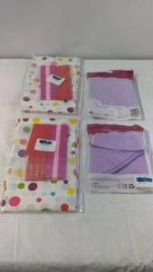 lot 47 image: Set of 4 Assorted Jumbo Gift Bags with Polka Dots and Party Balloons
