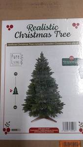 lot 97 image: Realistic Christmas Tree