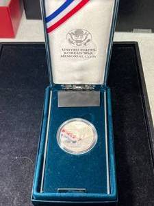 lot 88 image: US KOREAN WAR MEMORIAL SILVER DOLLAR