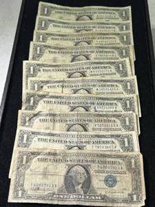 lot 92 image: GROUP OF 10 US $1 BLUE SEAL SILVER CERTIFICATES