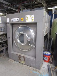 lot 3 image: Milnor Electric Washer