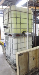 lot 100 image: Chemical Totes & Meter