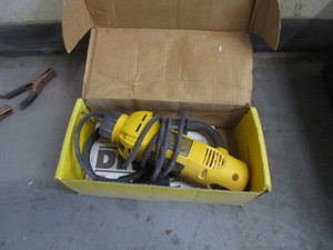 lot 55 image: DeWalt Cut Out Tool