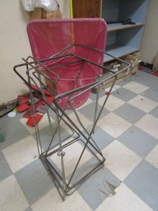 lot 90 image: Mesh Laundry Bags & Hamper Frames