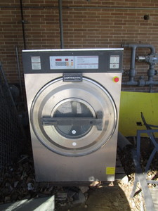 lot 95 image: Continental Washer