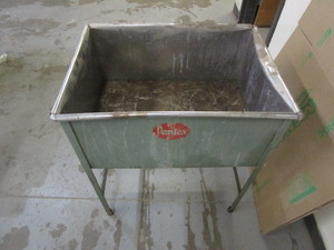 lot 60-B image: Stainless Steel Tub