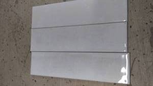 lot 25 image: 24 Square Feet of White Ceramic Wall Tiles by Marazzi 3 x 12