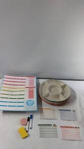 lot 124 image: Set of6 Colorful Portion Control Plates and 3 30-Day Weight Loss Journal