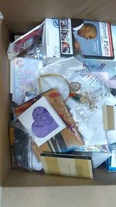 lot 130 image: Collection of Assorted Personal and Gift Items