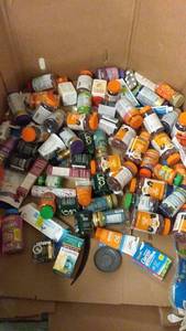 Pallet Lot of Assorted Health Supplements, Decorative Items, and Furniture PiecesPa