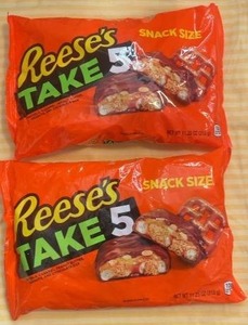 lot 156 image: Lot of 2 Reeses Take 5 Snack Size Bags