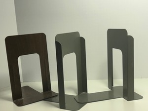 lot 133 image: Vintage MCM Set of 4 Globe-Wernicke Metal Industrial Bookends