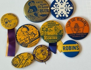 lot 166 image: Robinsdale High School Pinbacks - Set of 9 from 1950s-1960s