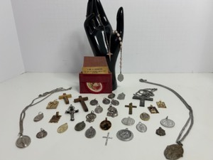 lot 205 image: Collection of Religious Pendants, Crosses, and Chains