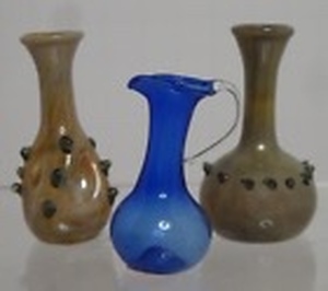 lot 219 image: Set of 3 Hand Blown Miniature Vases 1 34 Tall - East Germany
