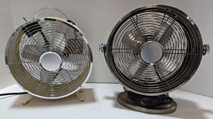 lot 32 image: Set of 2 Vintage J. Hunt Electric Table Fans