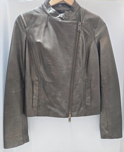 lot 64 image: DKNYC Womens Leather Jacket - Size M