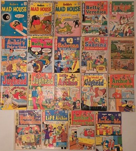 lot 89 image: Collection of 19 Vintage Archie Comics