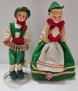 lot 116 image: Set of 2 Italian Vintage Creazioni Lela Dolls in Traditional Tyrolean Costumes