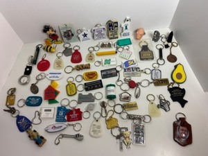 lot 234 image: XL Collection of Assorted Vintage Advertising Keychains