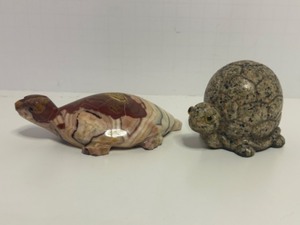 lot 264 image: Set of 2 Hand-Carved Stone & Resin Composite Turtle Figurines