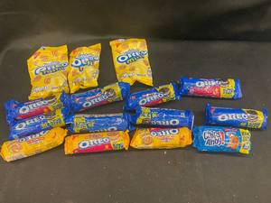 zz - Collection of Oreo and Chips Ahoy Snack Packs